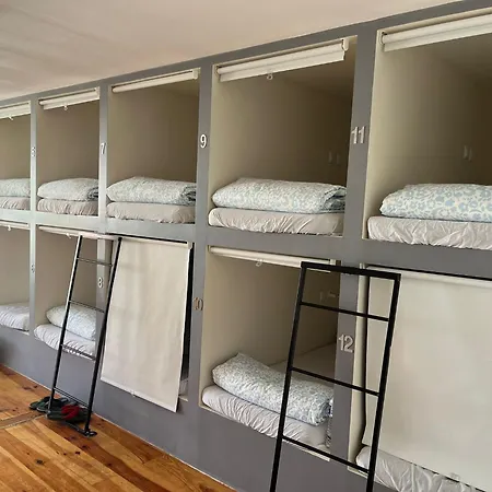 Daora Beds ホステル